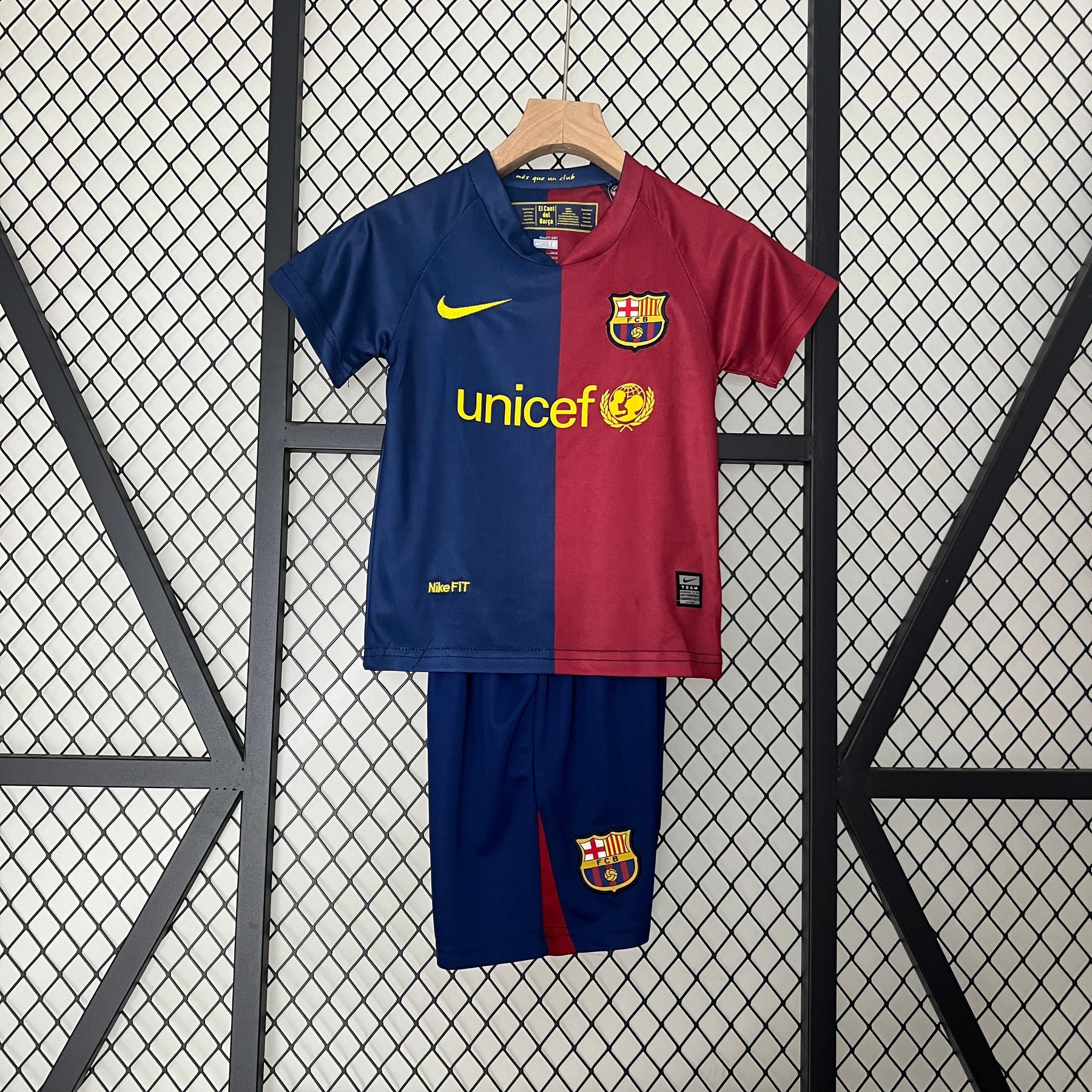 Barcelona I 08/0 - Retro Version